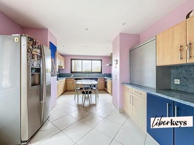 Maison de campagne - 500 m² - 13 pièces