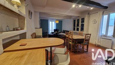 Maison - 111 m² - 5 pièces