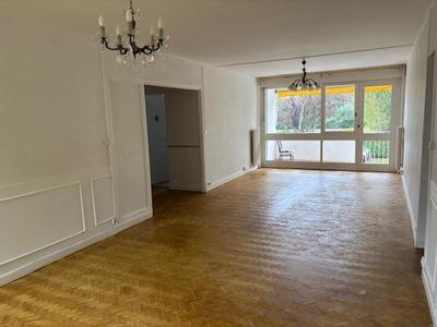 Appartement - 82 m² - 3 pièces