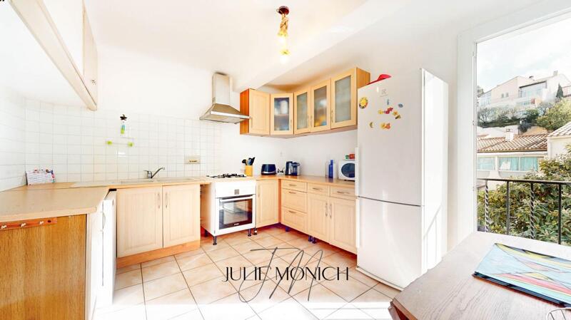 Appartement - 84 m² - 4 pièces