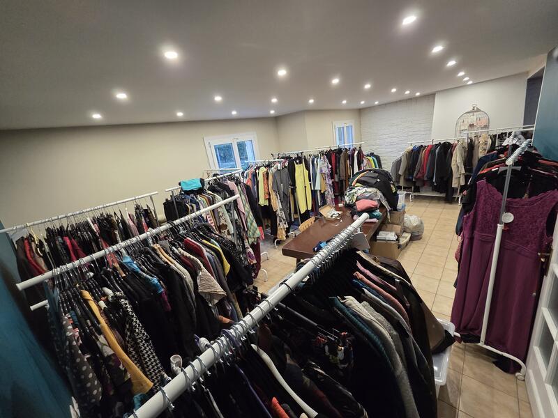 Grand vide maison et vide dressing femme homme enfant