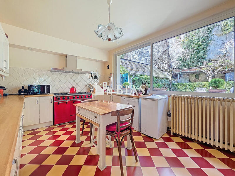 Maison - 160 m² - 6 pièces