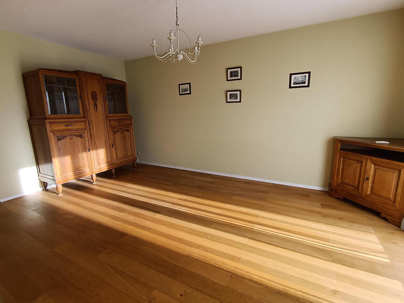 Maison - 111 m² - 6 pièces