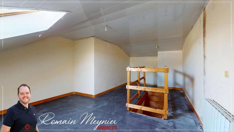 Immeuble - 180 m² - 9 pièces