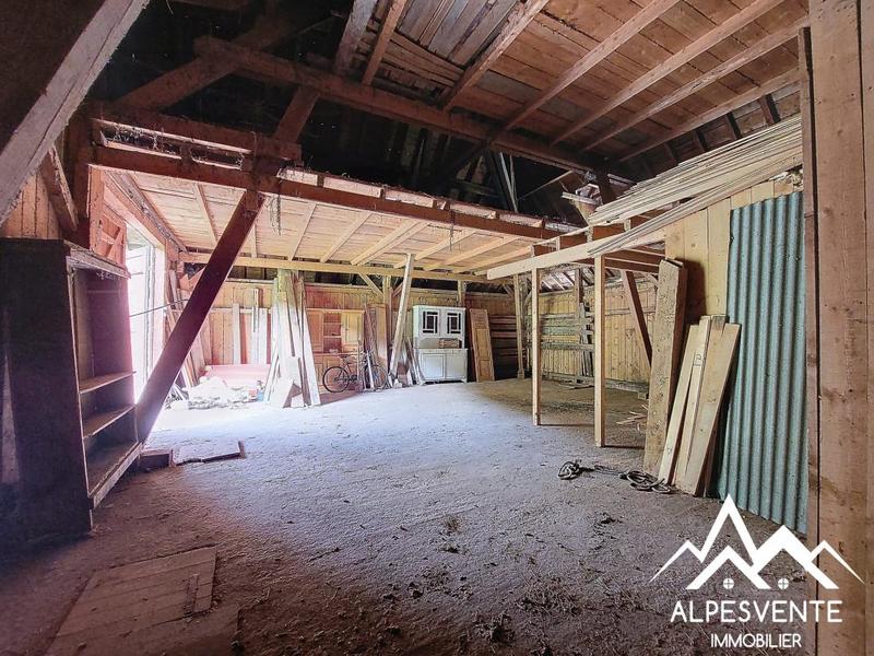 Maison - 330 m² - 14 pièces