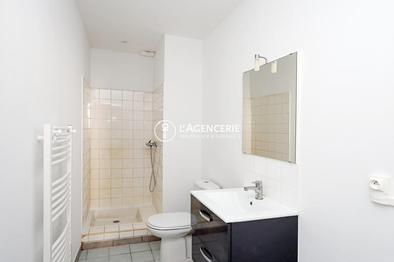 Local d'activités - 18 m² - 1 pièce