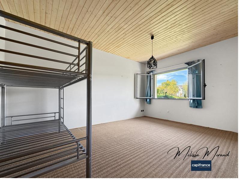 Maison - 180 m² - 5 pièces