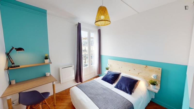 Chambre - 11 m² - 6 pièces
