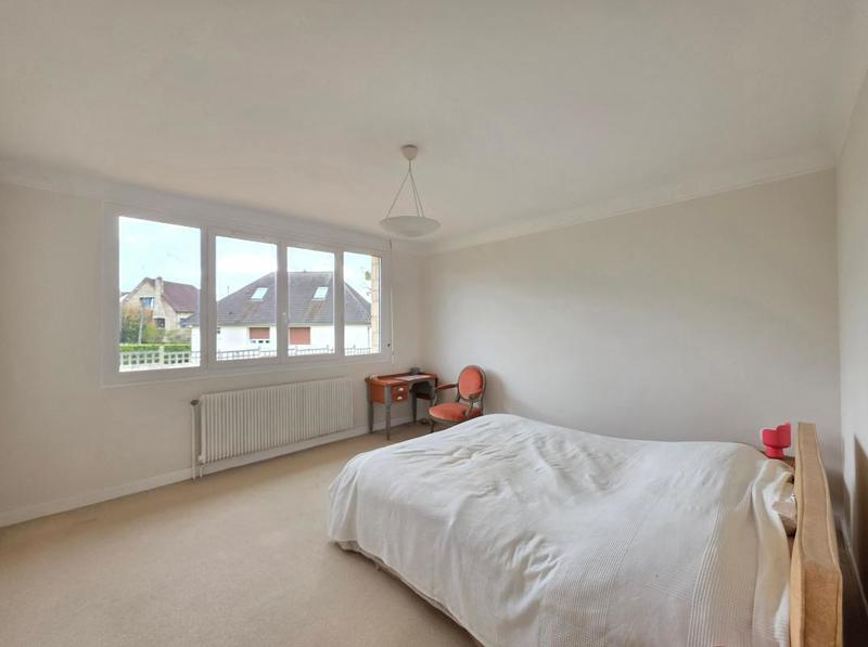 Maison - 162 m² - 5 pièces