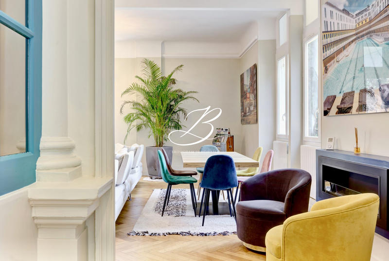 Appartement - 165 m² - 4 pièces