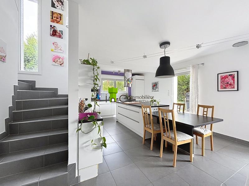 Maison - 106 m² - 4 pièces