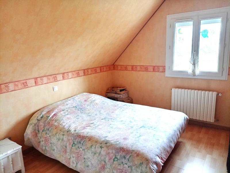 Maison - 137 m² - 7 pièces