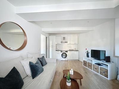 Appartement - 30 m² - 2 pièces