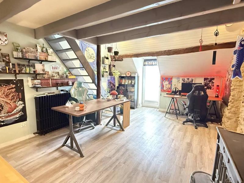 Maison - 110 m² - 5 pièces