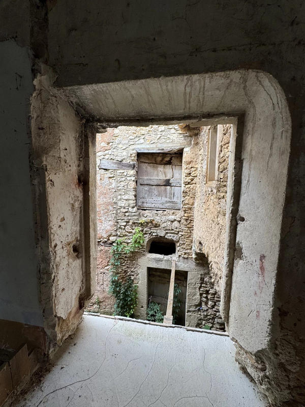 Maison traditionnelle - 251 m² - 5 pièces