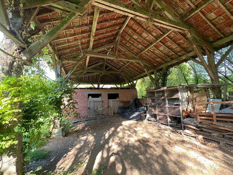 Maison - 210 m² - 9 pièces