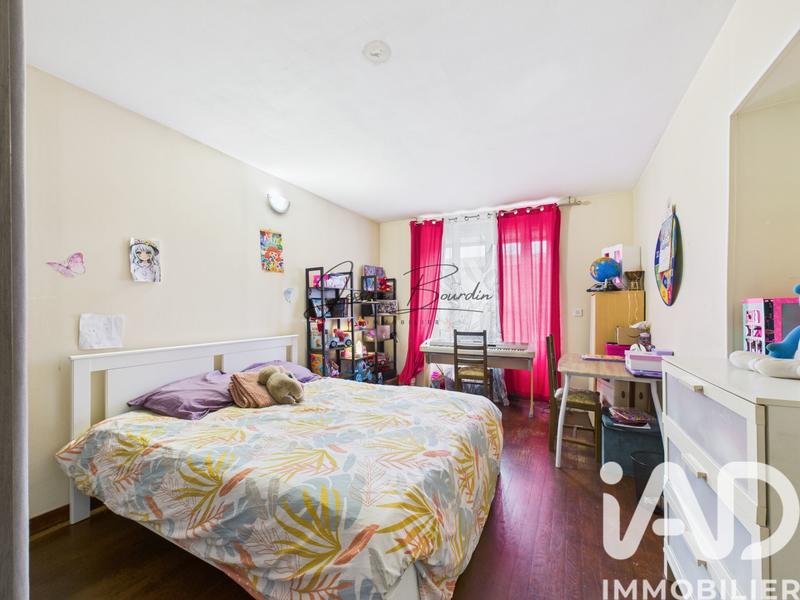 Maison - 170 m² - 5 pièces