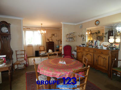 Appartement - 81 m² - 4 pièces