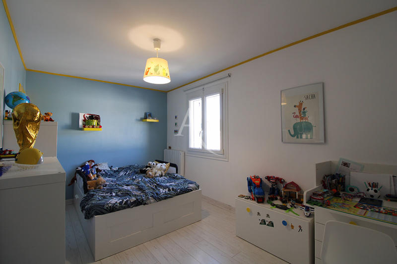 Maison - 125 m² - 6 pièces