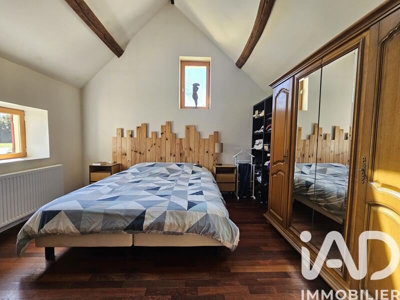 Maison - 104 m² - 5 pièces