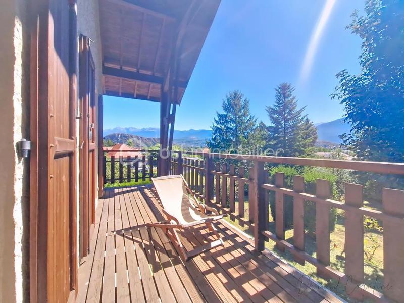 Maison - 143 m² - 5 pièces