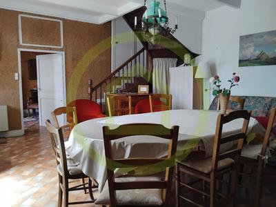 Maison - 79 m² - 5 pièces