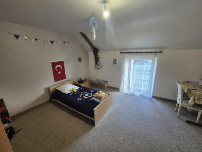 Maison - 250 m² - 8 pièces