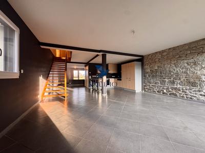 Appartement - 155 m² - 6 pièces