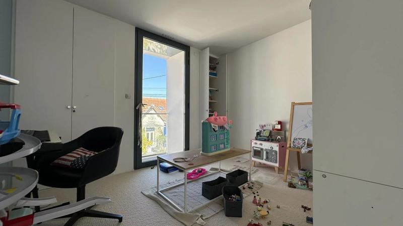 Villa - 180 m² - 5 pièces