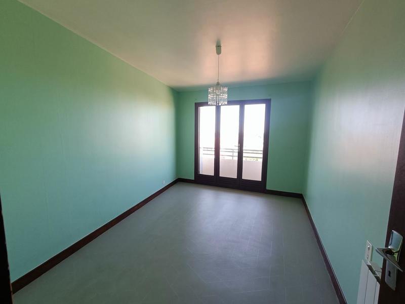 Appartement - 96 m² - 4 pièces