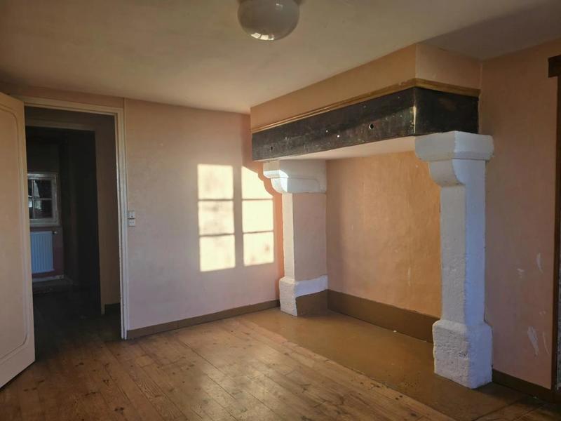 Maison - 177 m² - 7 pièces