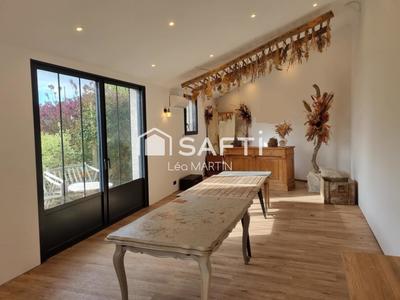 Maison - 152 m² - 6 pièces