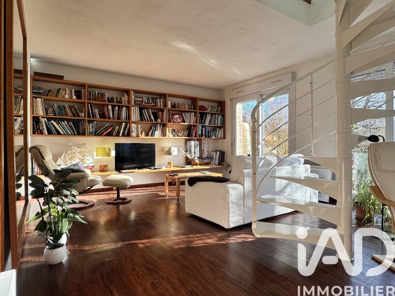 Maison - 92 m² - 3 pièces