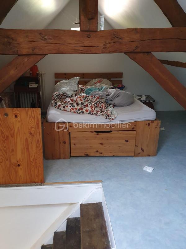 Maison - 210 m² - 6 pièces