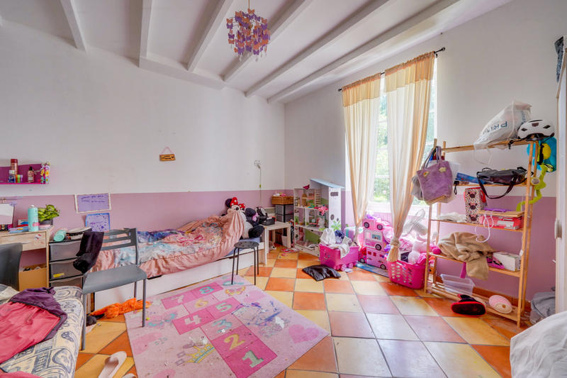 Maison - 185 m² - 6 pièces