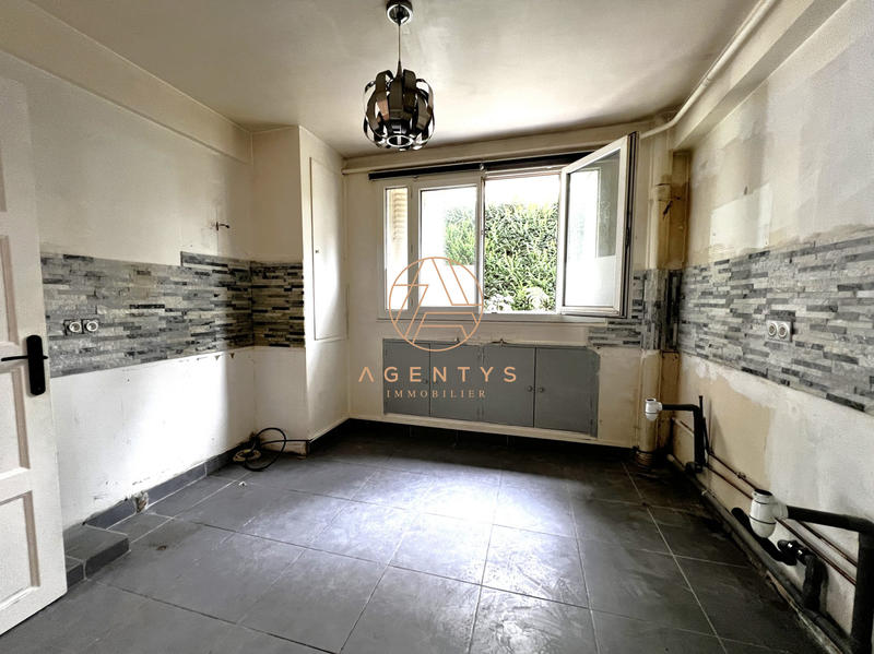 Appartement - 97 m² - 5 pièces