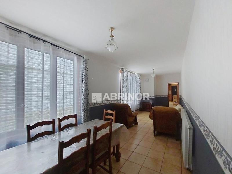 Maison - 164 m² - 7 pièces