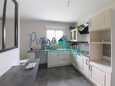 Maison - 82 m² - 4 pièces