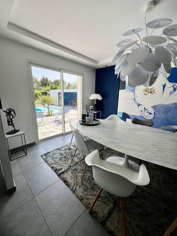 Maison - 200 m² - 7 pièces