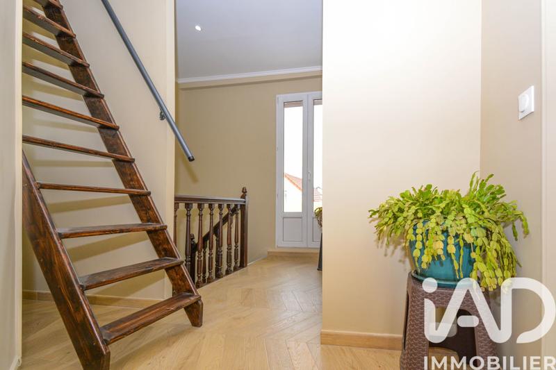 Maison - 136 m² - 5 pièces