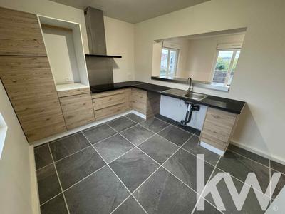 Maison - 100 m² - 4 pièces