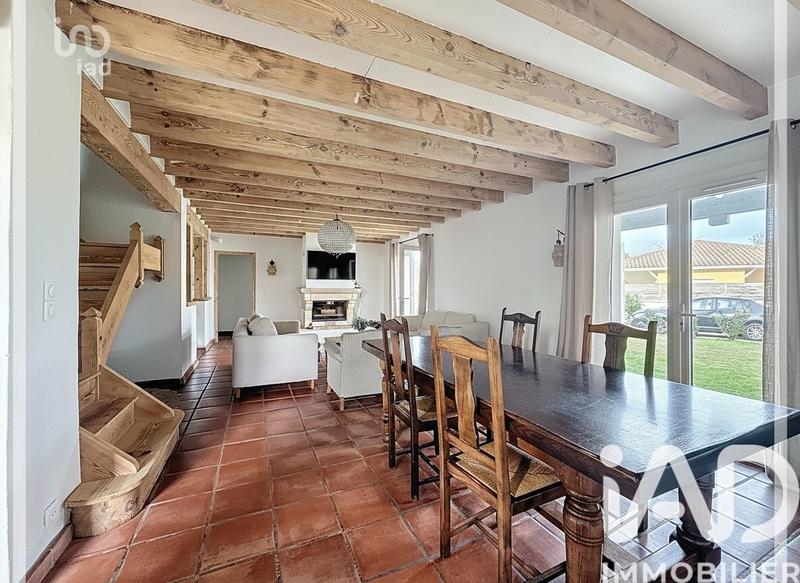 Maison - 177 m² - 8 pièces