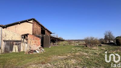 Maison - 250 m² - 5 pièces