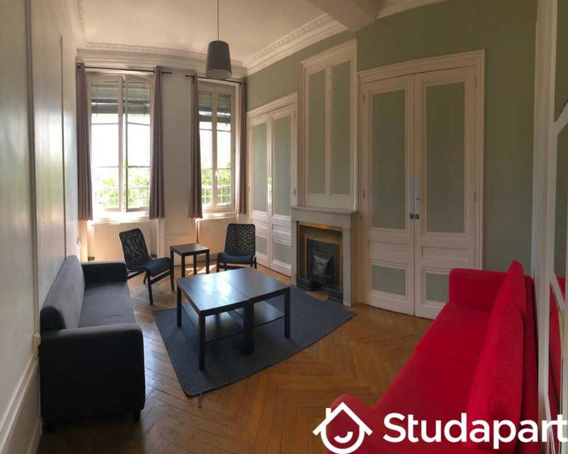 Chambre - 60 m² - 1 pièce