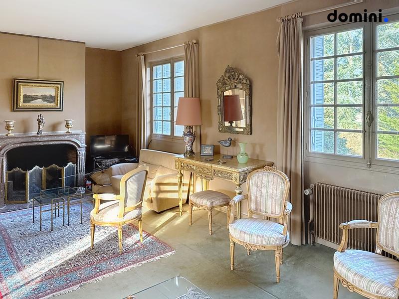 Maison ancienne - 264 m² - 11 pièces