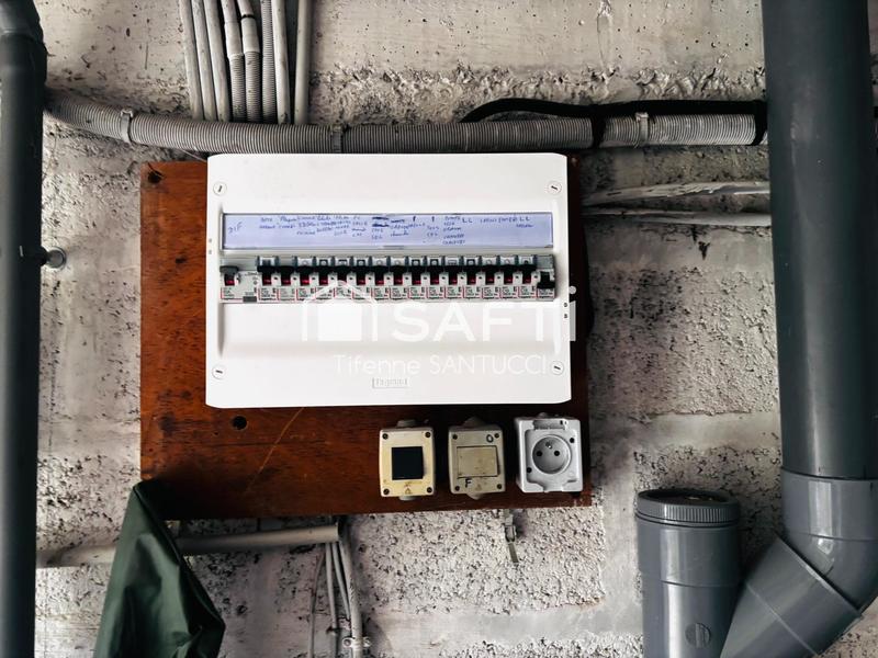 Maison - 83 m² - 7 pièces