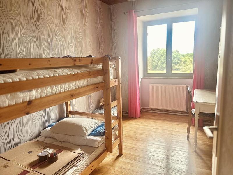 Maison - 104 m² - 4 pièces