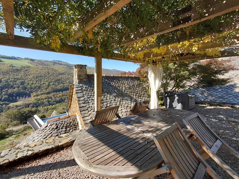 Maison - 151 m² - 6 pièces