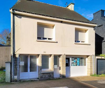 Maison - 82 m² - 4 pièces