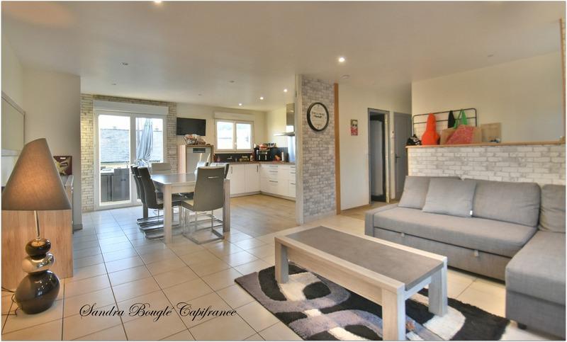 Maison - 80 m² - 5 pièces